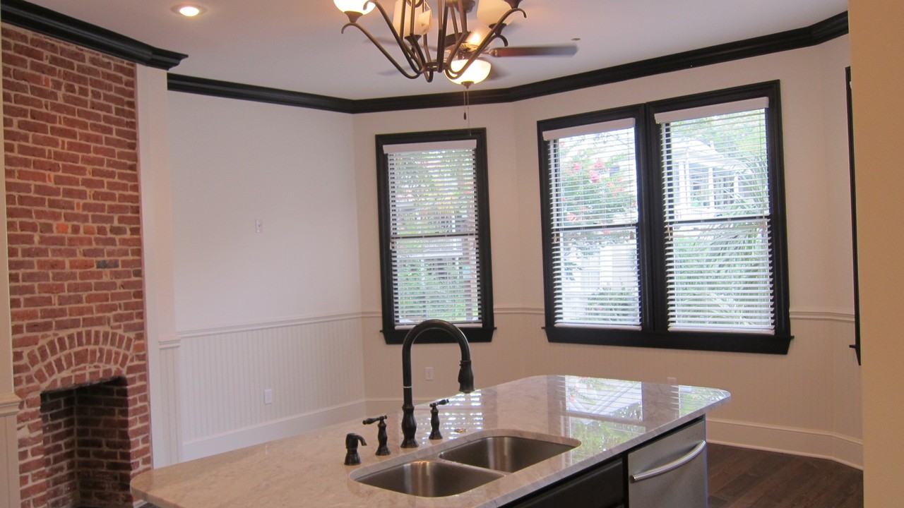 211 Ashley Ave #A - Photo 6 of 16