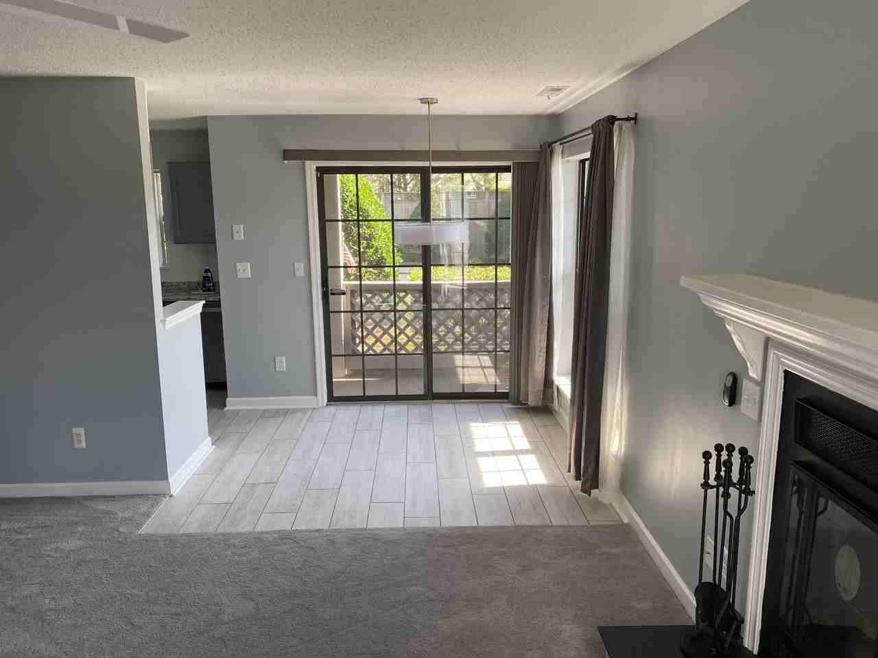 423 Harbour Pt - Photo 6 of 21