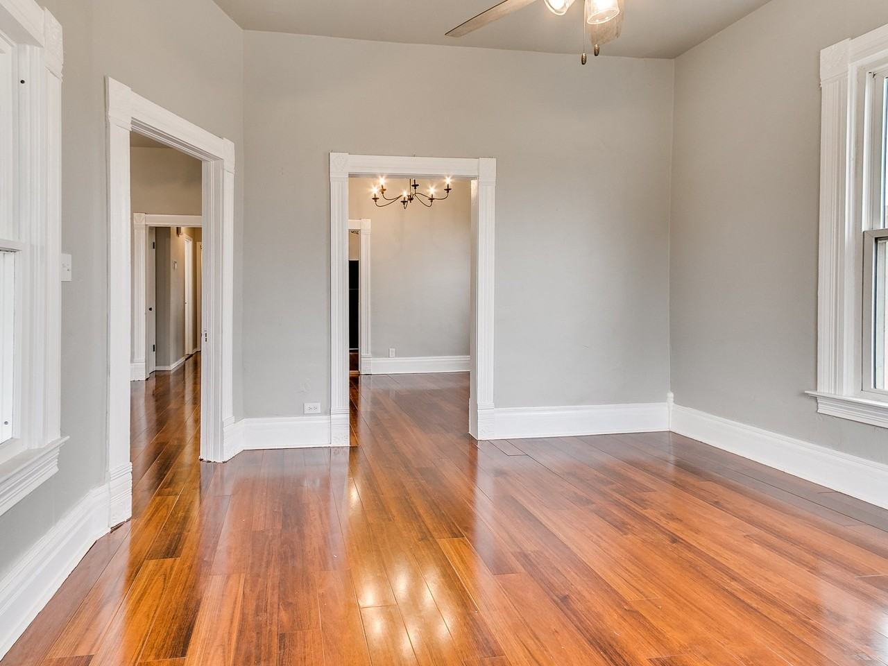 219 W 9th St - Photo 5 of 10