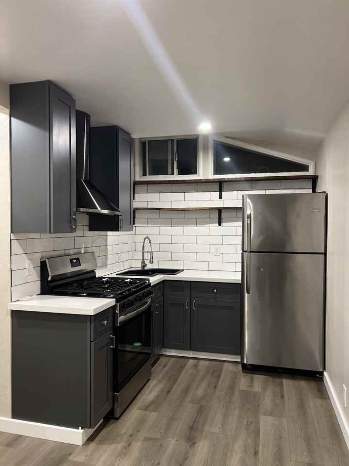 225 N Cloverdale Blvd #3 - Photo 2 of 19