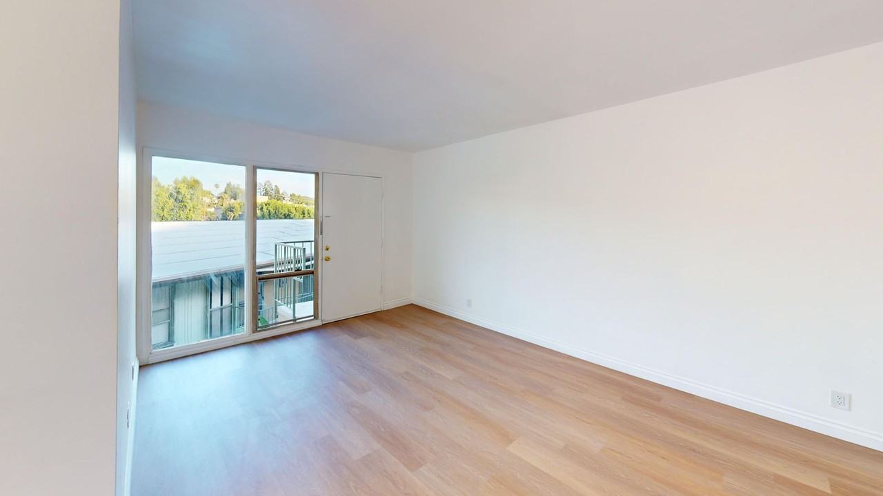 The Clair Manor Apts...Hollywood Hills...Fully Renovated...CALL NOW! - Photo 2 of 23