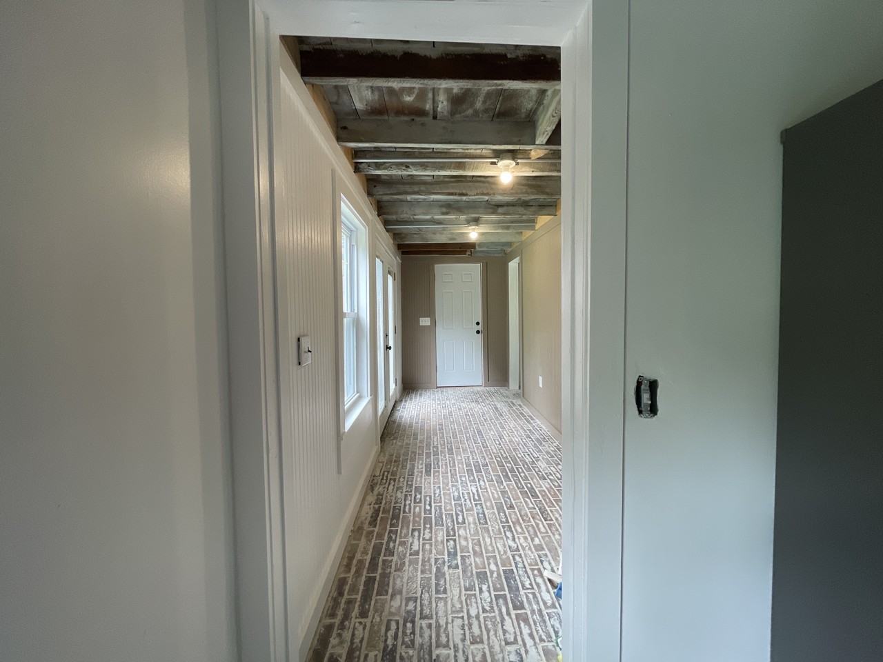243 Back Nippen Rd - Photo 7 of 50