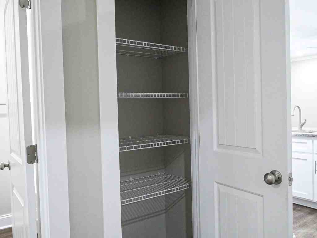 1364 Summer Cir - Photo 6 of 22