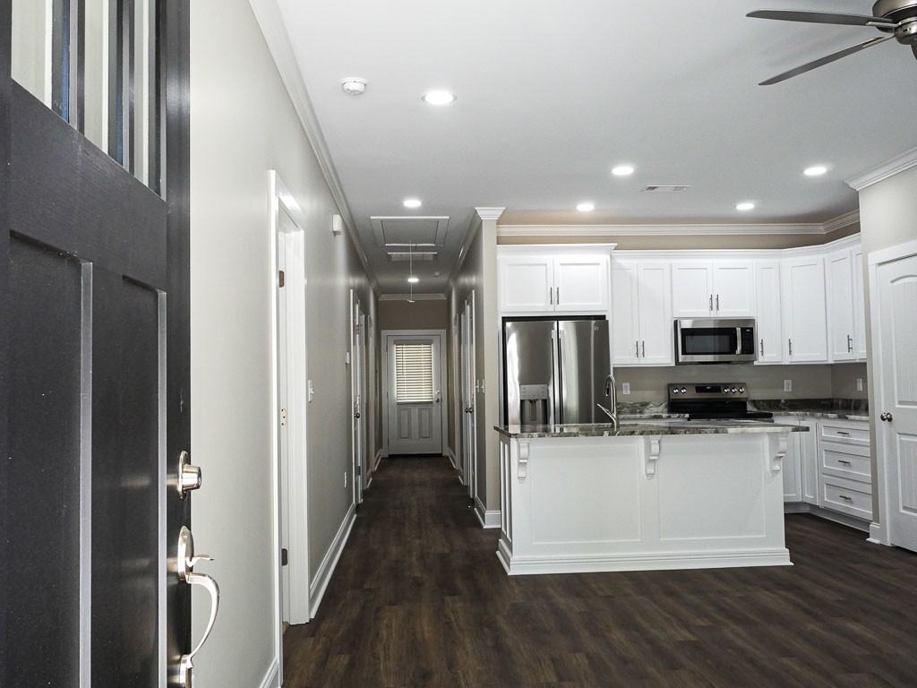 1366 Summer Cir - Photo 2 of 22