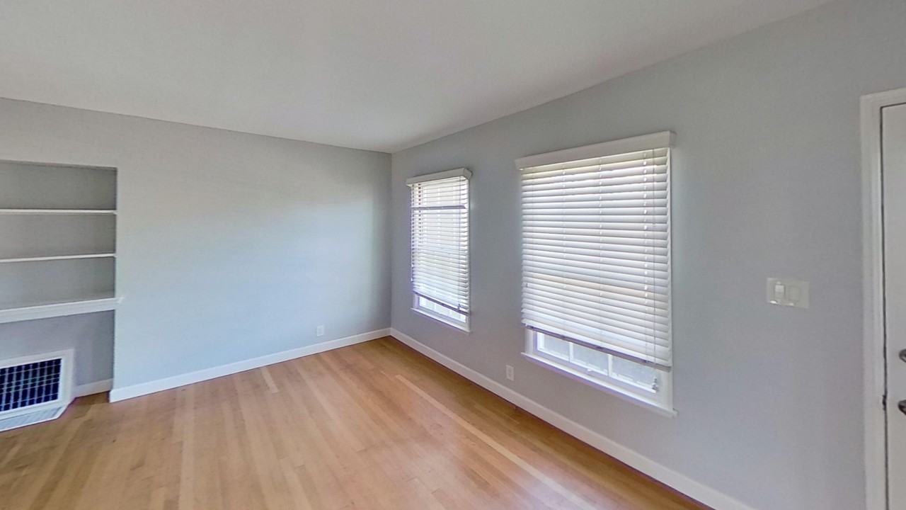 270 La Verne Ave #A - Photo 3 of 20