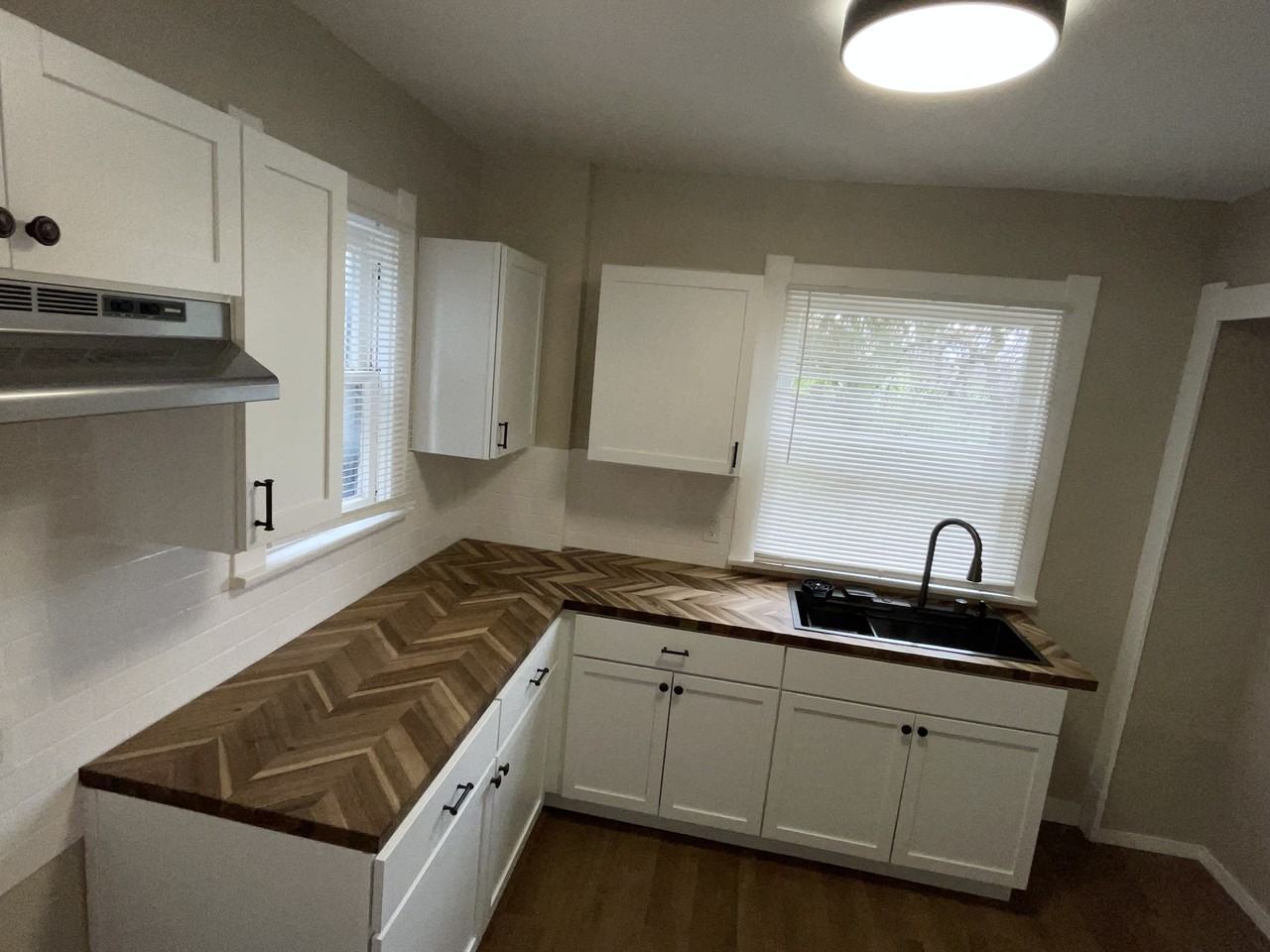 2322 Upton Ave - Photo 2 of 13