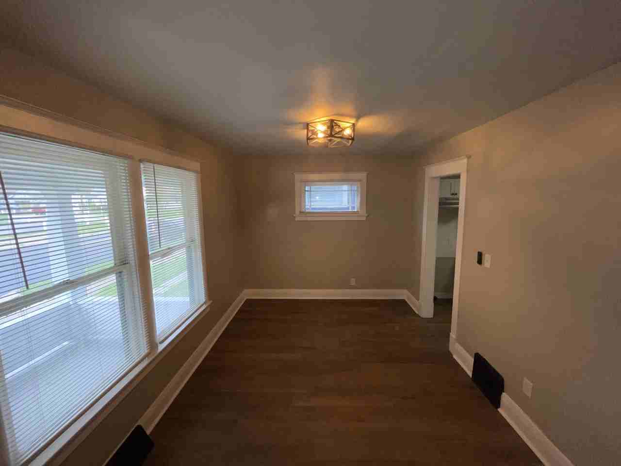 2322 Upton Ave - Photo 4 of 13