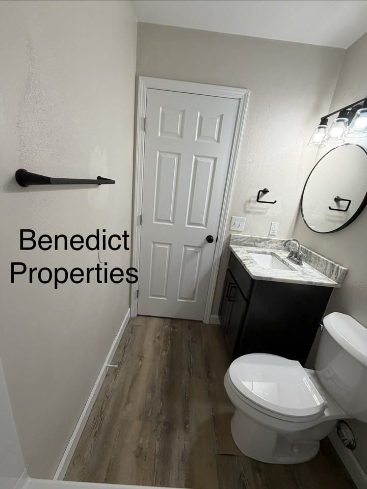 31 E Maple St #31 - Photo 3 of 13