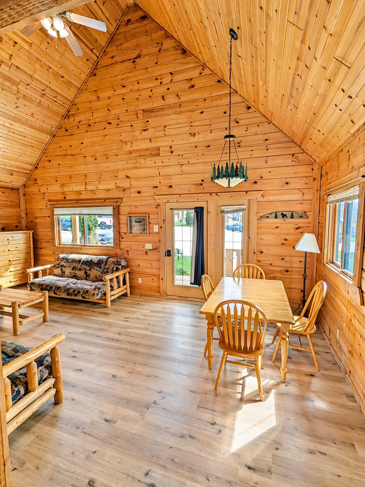 721 Skatepark Ct - Photo 4 of 22