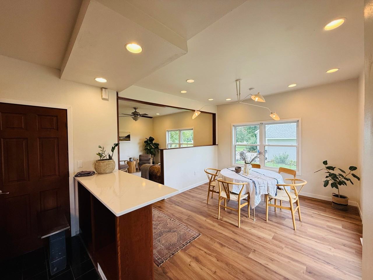 1108 Main Ave - Photo 2 of 9