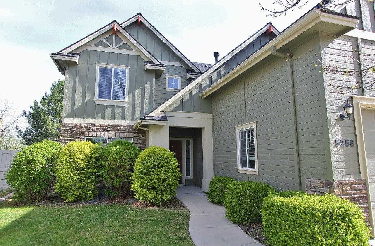 5256 W Mcmurtrey St - Photo 2 of 33