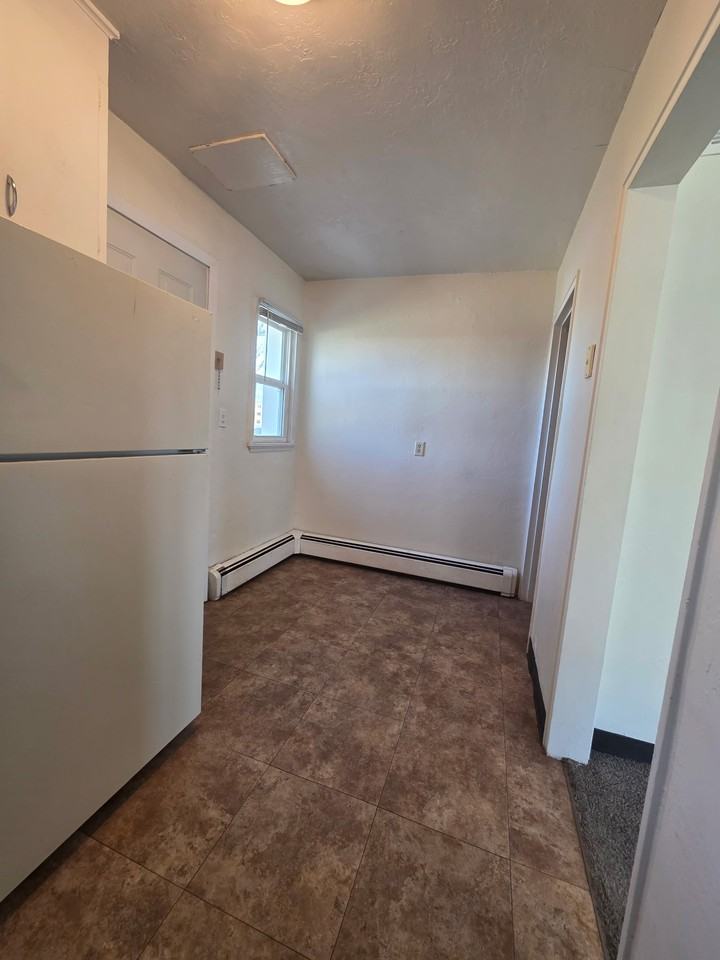 702 8th Ave N #712 - Photo 2 of 15