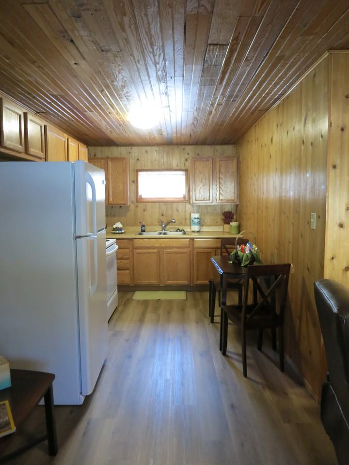 4829 Da Niece St #B - Photo 7 of 13