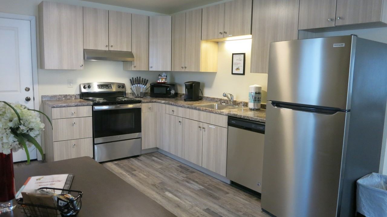 3475 Hope St #3 - Photo 2 of 19