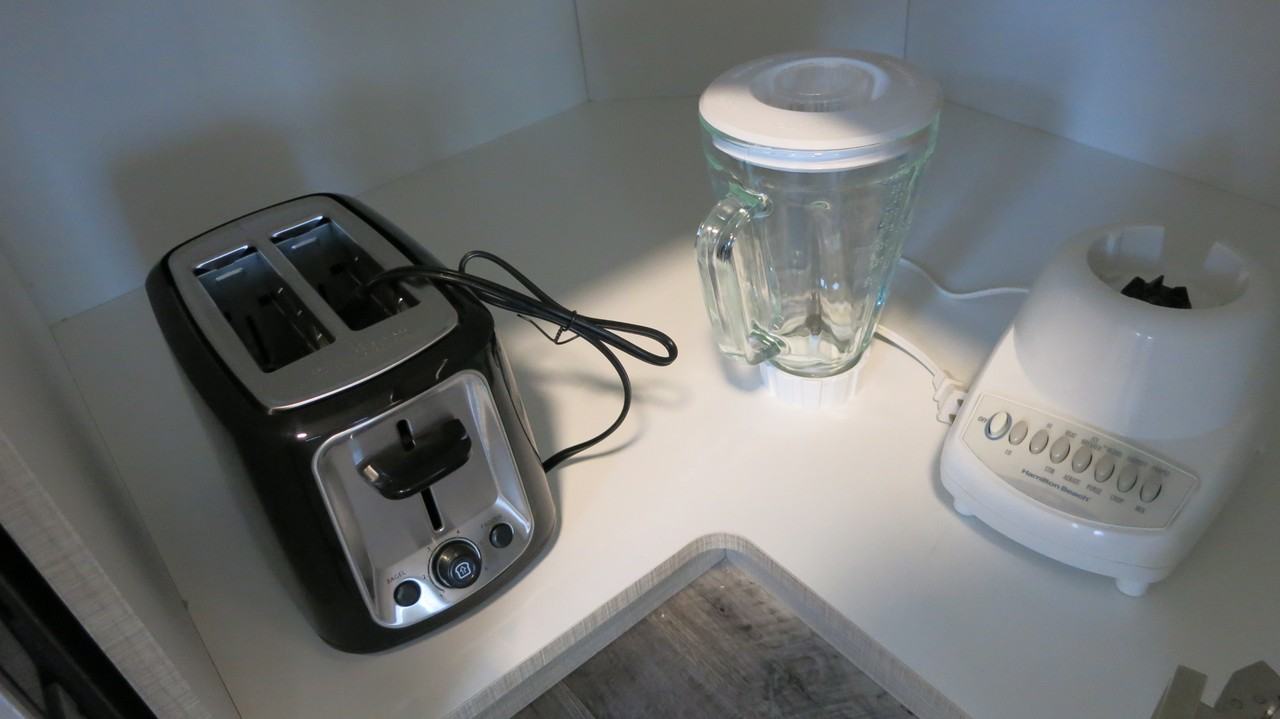 3475 Hope St #3 - Photo 7 of 19