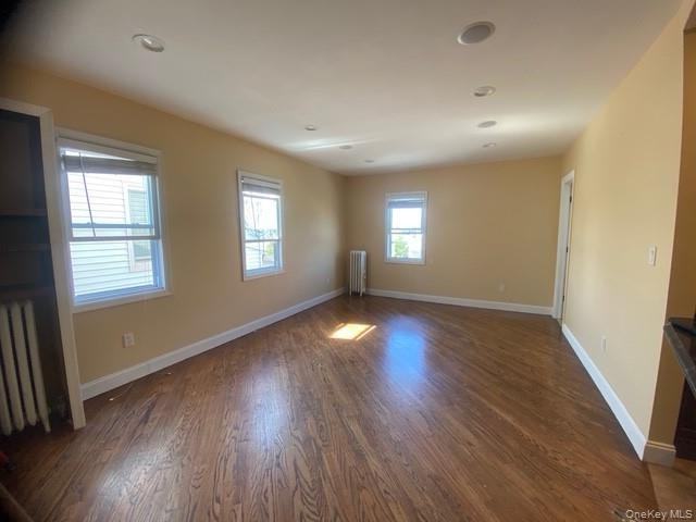 347 W Market St - Photo 2 of 6