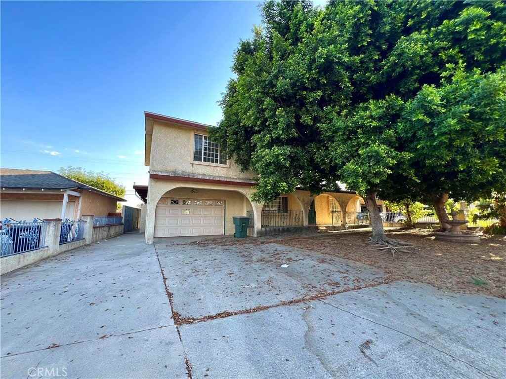 1263 Lomita Rd - Photo 2 of 21