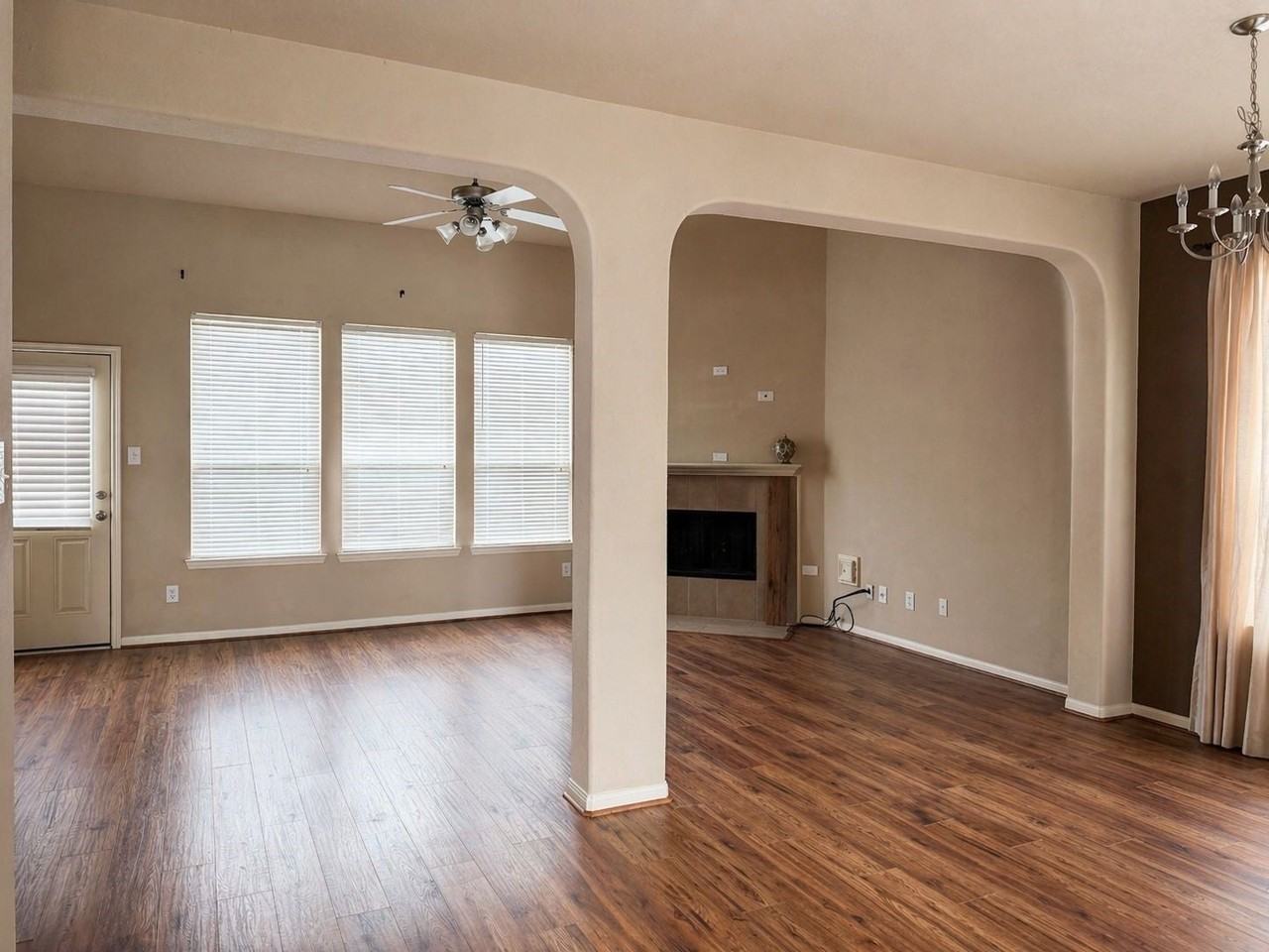 1120 Lasso Ct - Photo 2 of 2