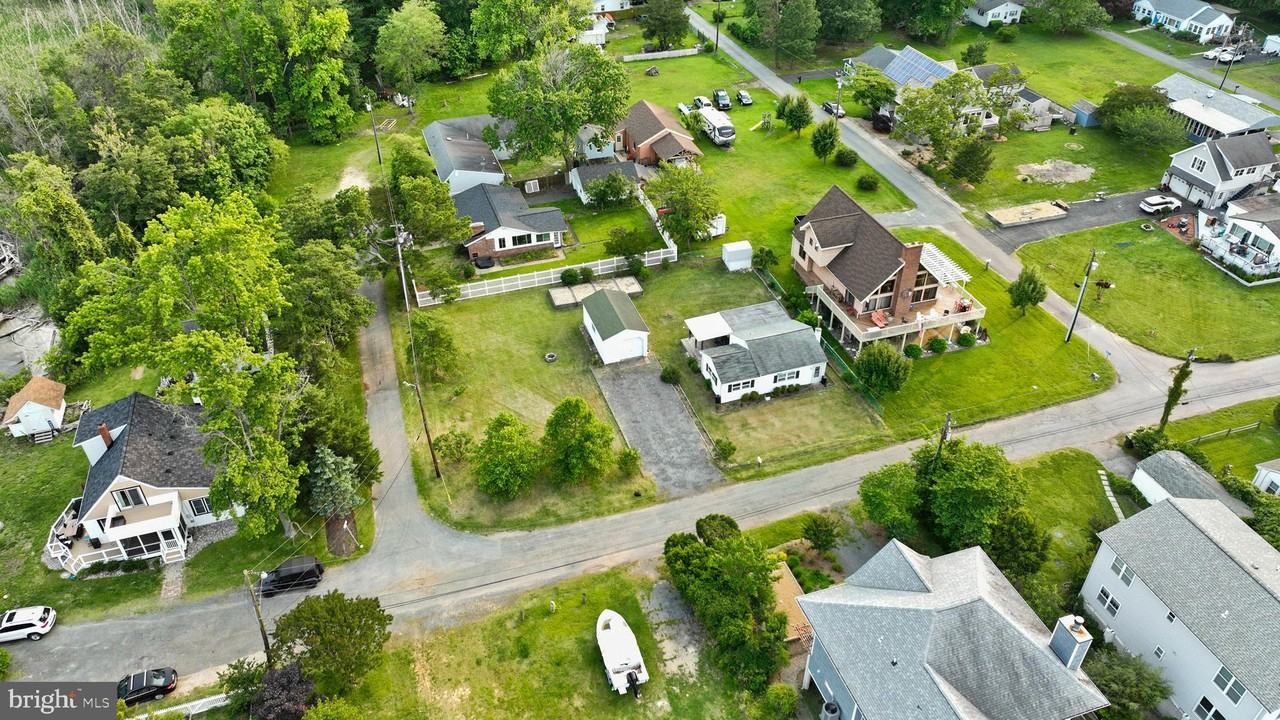 6591 Long Beach Dr - Photo 3 of 50