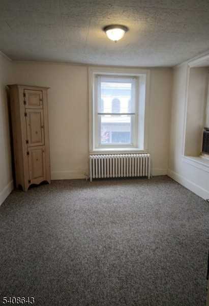 41 Bridge St - Photo 5 of 17