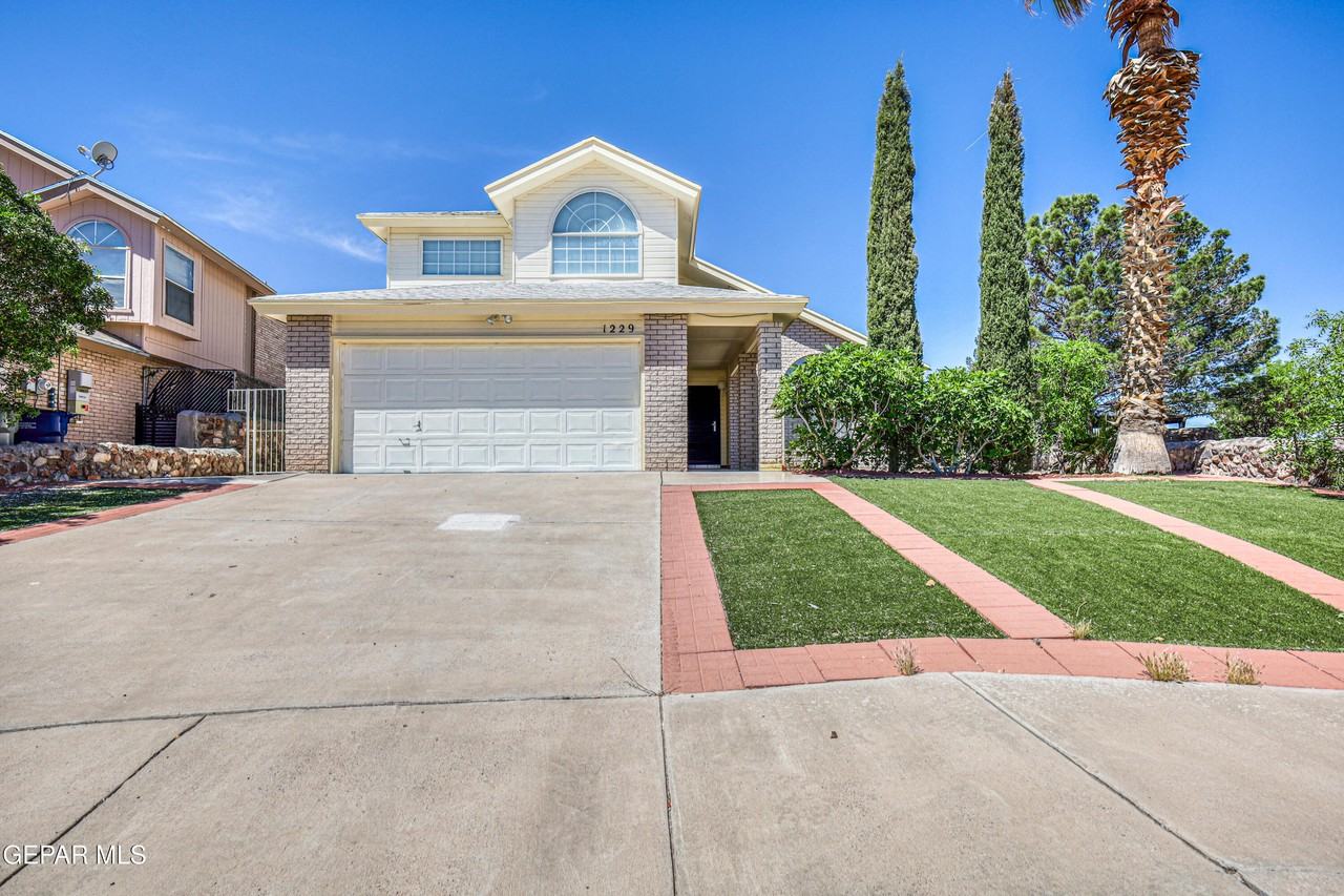 1229 Diamond Cove Pl - Photo 2 of 50