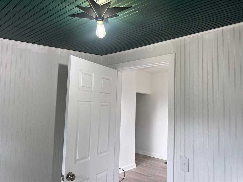 43 Lawton St - Photo 5 of 10