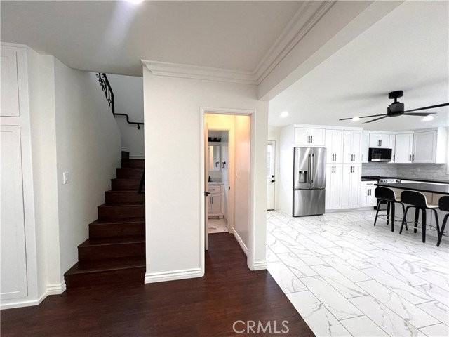 1218 19th St - Photo 3 of 8