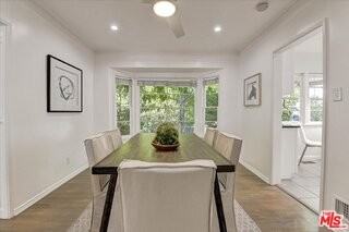 852 11th St - Photo 4 of 8