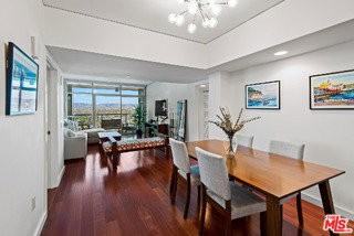 13650 Marina Pointe Dr #1706 - Photo 4 of 8