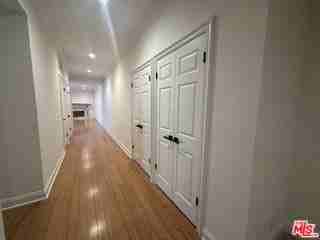 324 N Palm Dr #206 - Photo 6 of 8