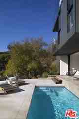 2635 Hargrave Dr - Photo 3 of 8