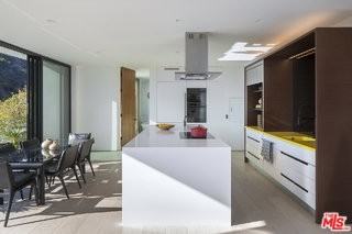 2635 Hargrave Dr - Photo 5 of 8