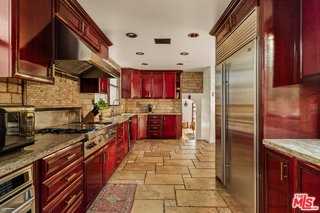 2002 N Las Palmas Ave - Photo 3 of 8