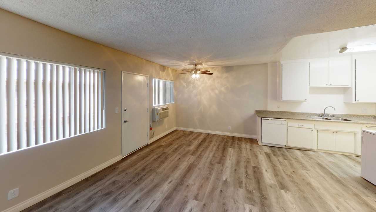 8427, 8437 Tobias Ave. - Photo 4 of 4