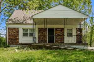 featured image of 2402 Parliament Ct