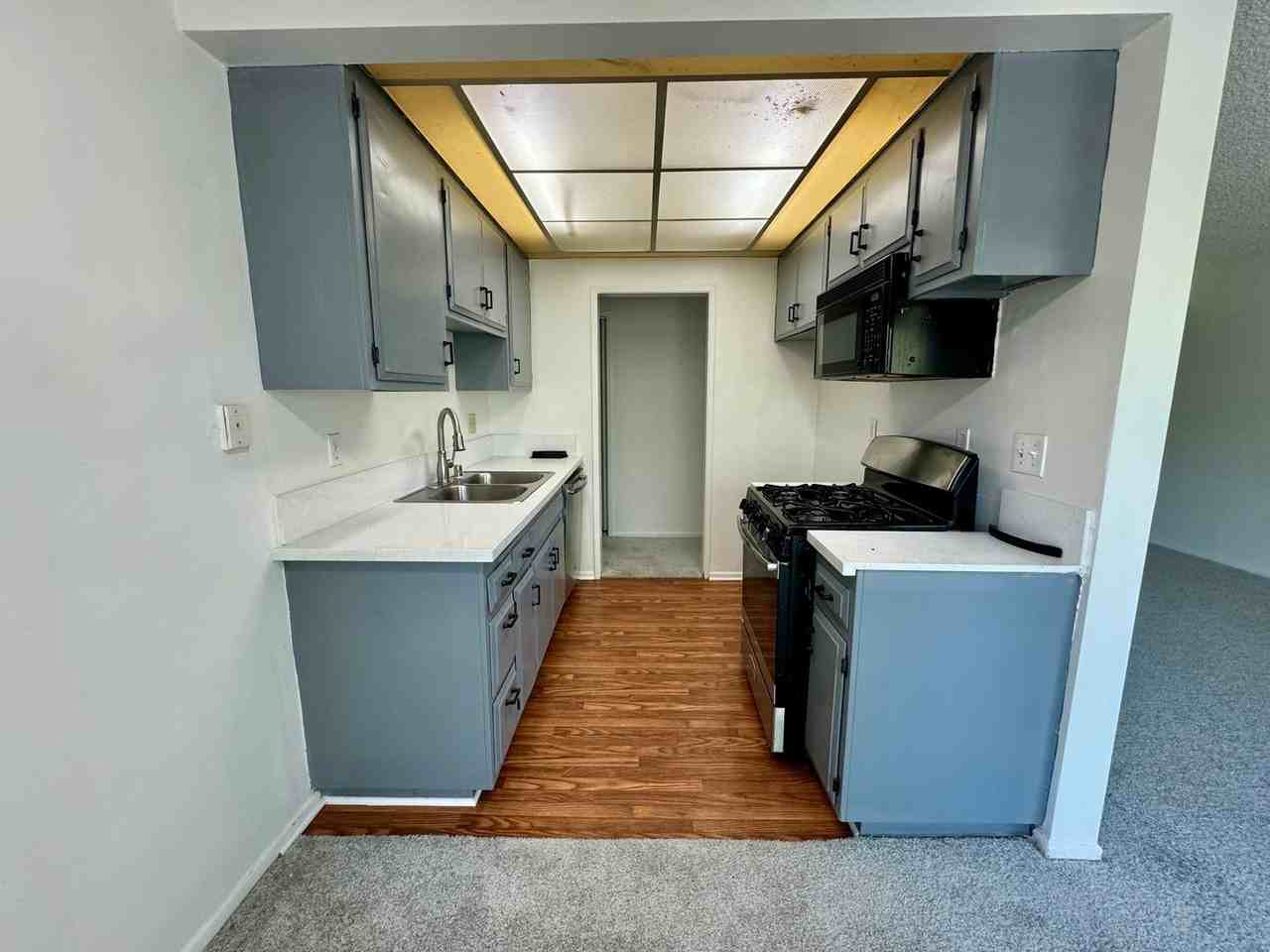 1210 W Lambert Rd - Photo 5 of 12