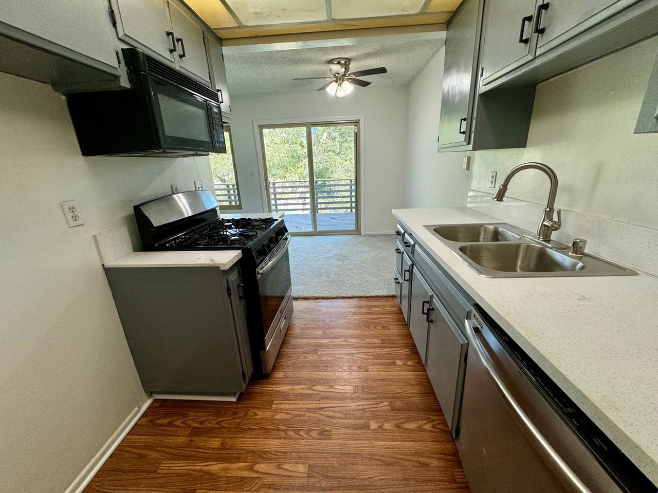 1210 W Lambert Rd - Photo 6 of 12