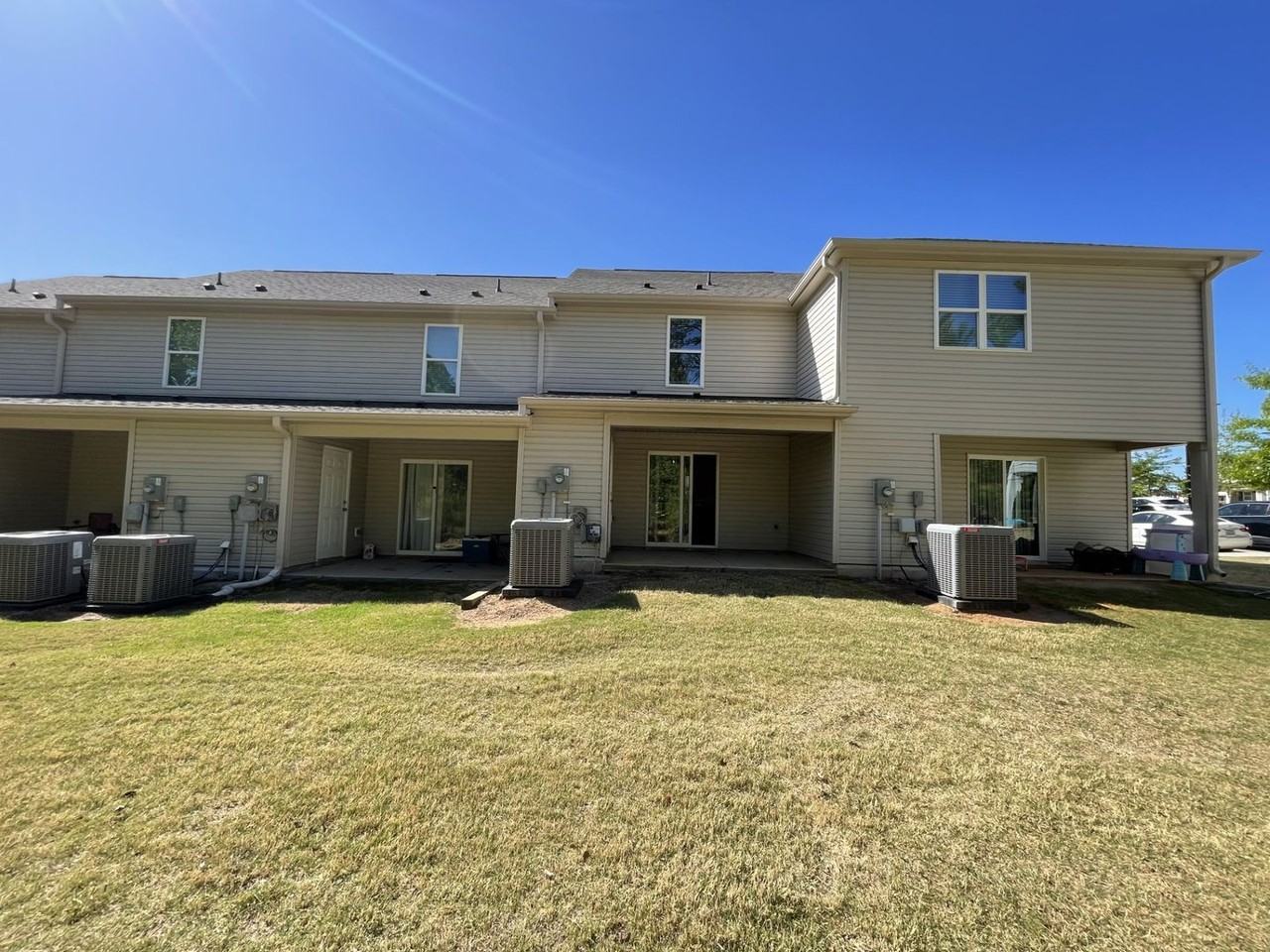 2062 Wiggins Village Dr - Photo 3 of 19