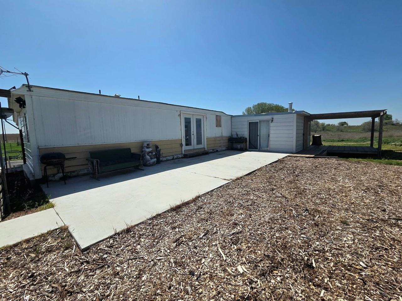28750 Rocky Rd - Photo 5 of 20
