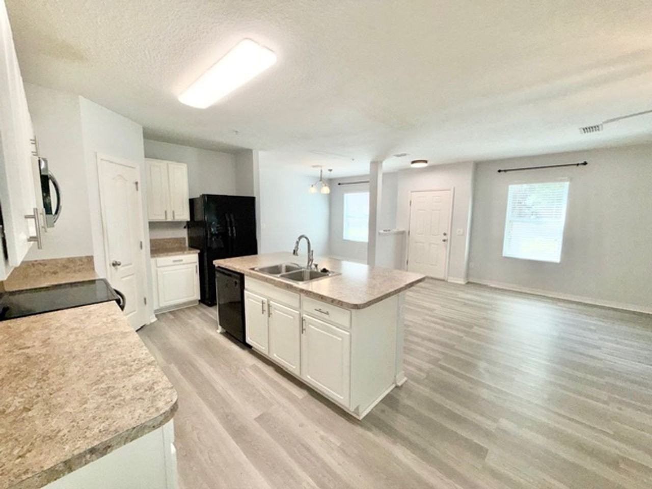 3569 Seneca Club Loop #C - Photo 7 of 17