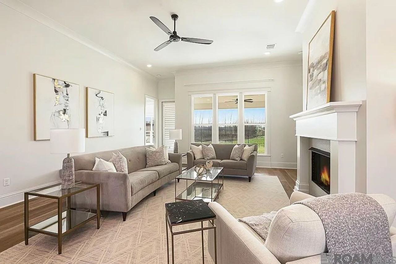 4313 Boulonnais Ave - Photo 4 of 26