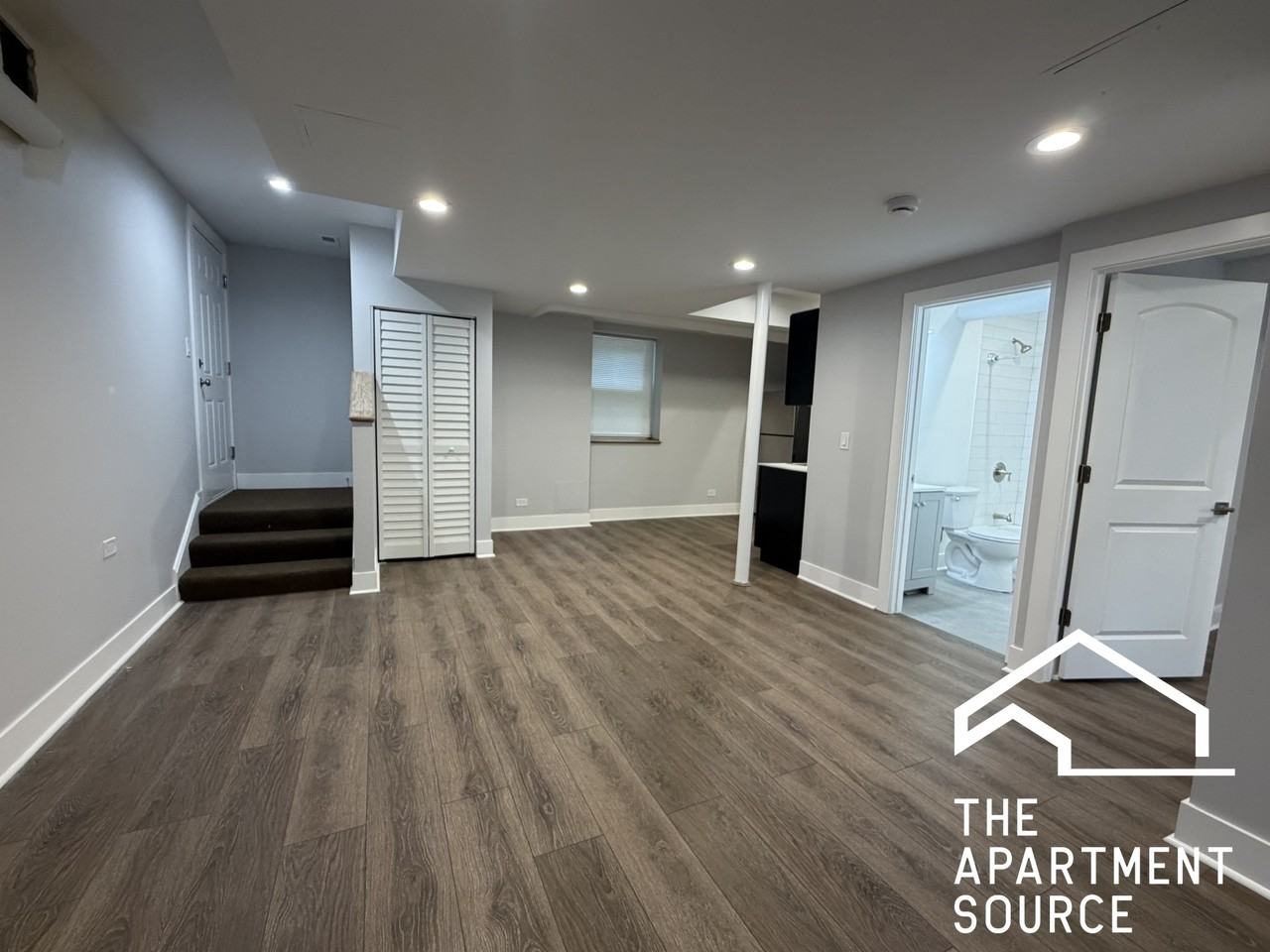 5010 N Springfield Ave #G - Photo 5 of 10