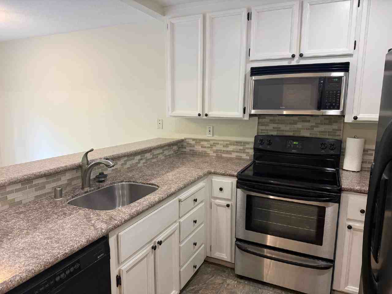 2513 La Terrace Cir - Photo 6 of 11