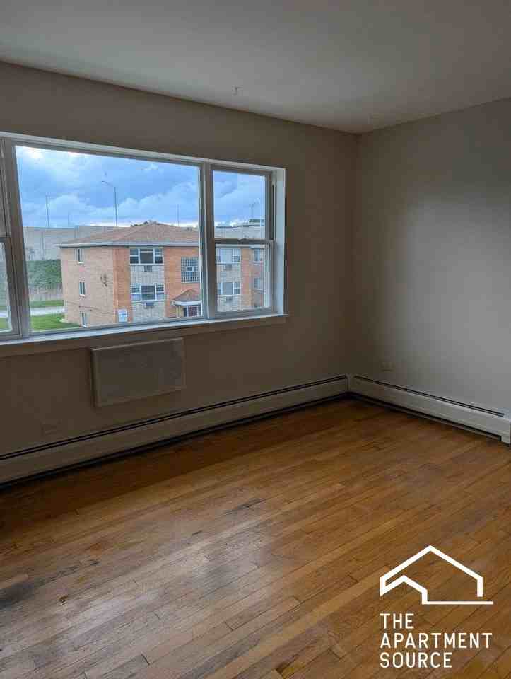 9595 Maple Dr #2N - Photo 2 of 9