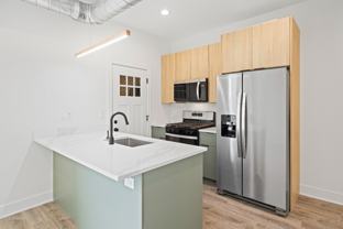 5616 N Washtenaw Ave #203 - Photo 1 of 1