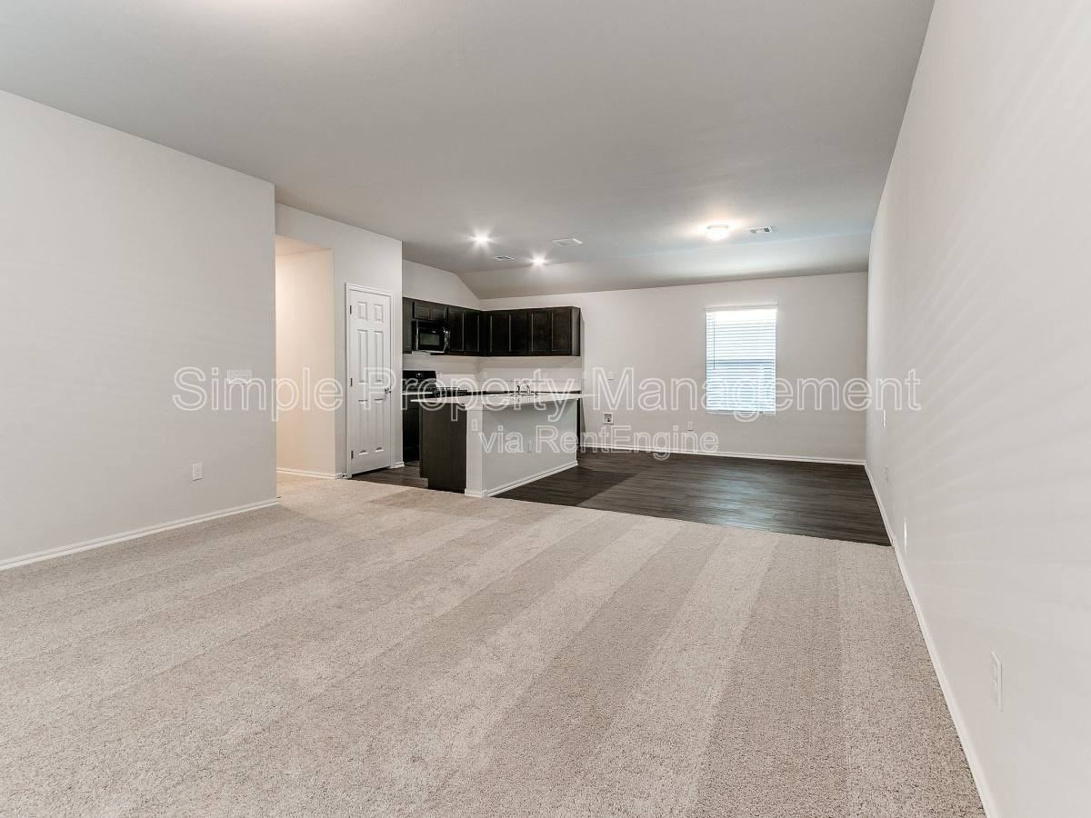 11448 Sw 12th St - Photo 2 of 10