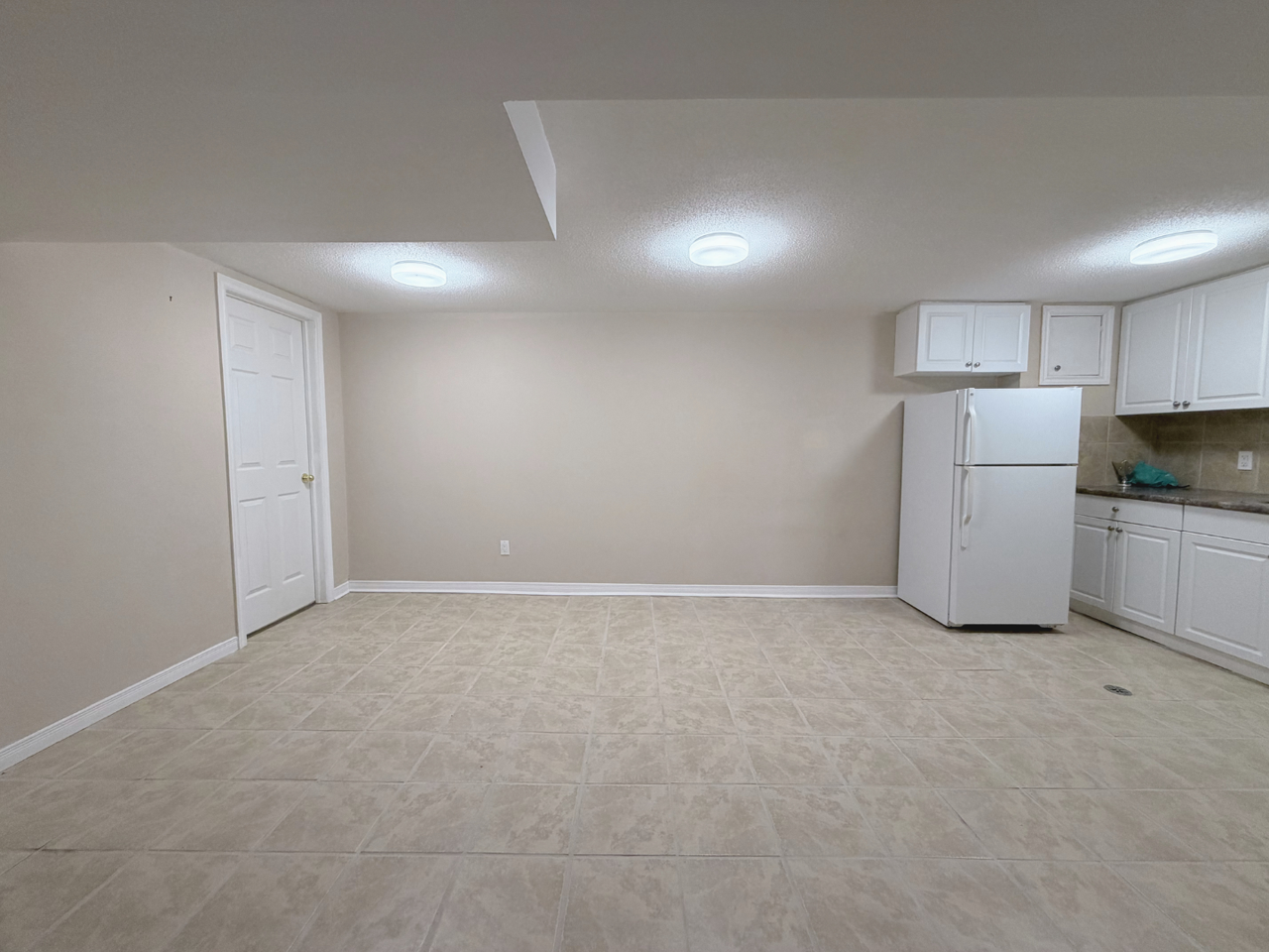 841 Garth St - Photo 3 of 13