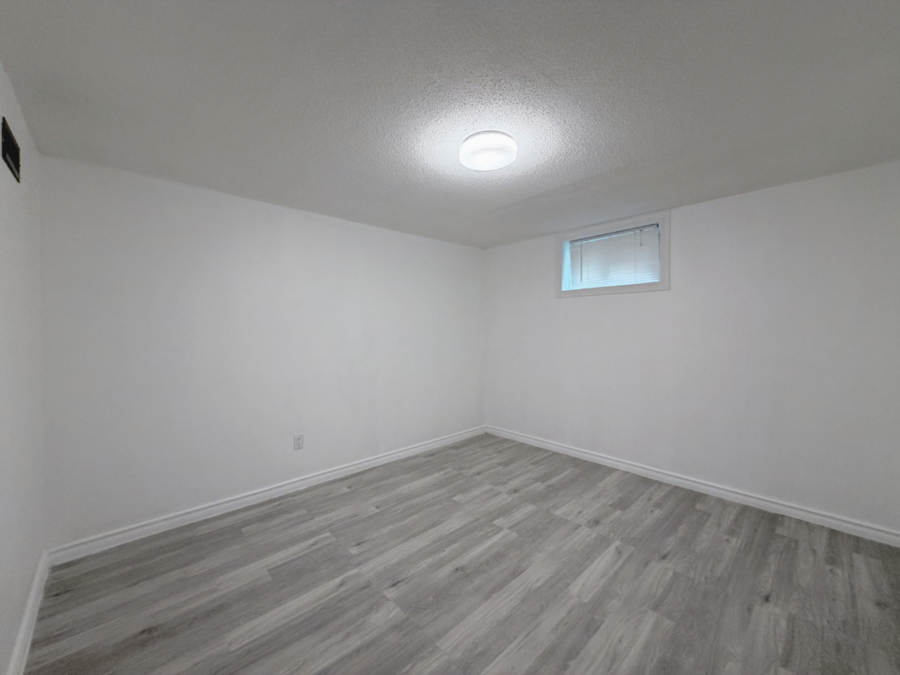 841 Garth St - Photo 7 of 13