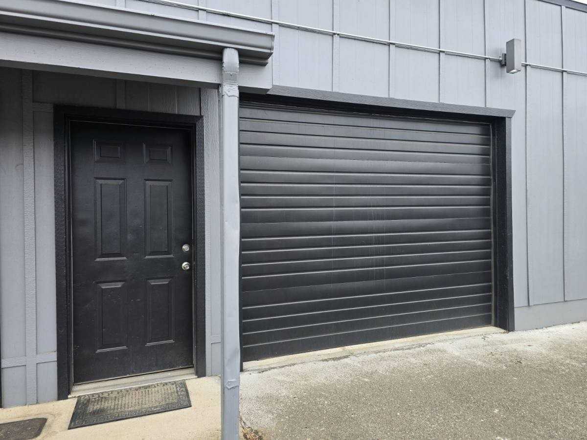 2037 Ne Stephens St - Photo 7 of 10