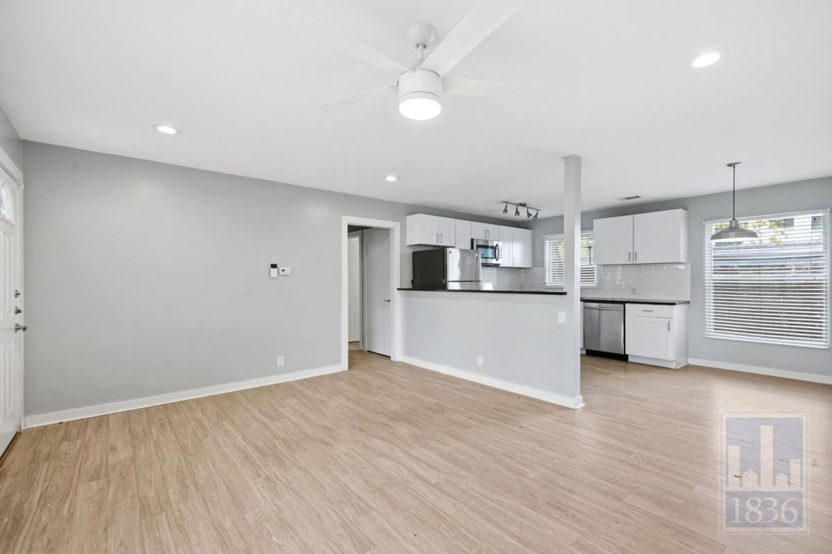 5308 Overbrook Dr - Photo 2 of 10